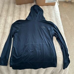 American eagle light pull over